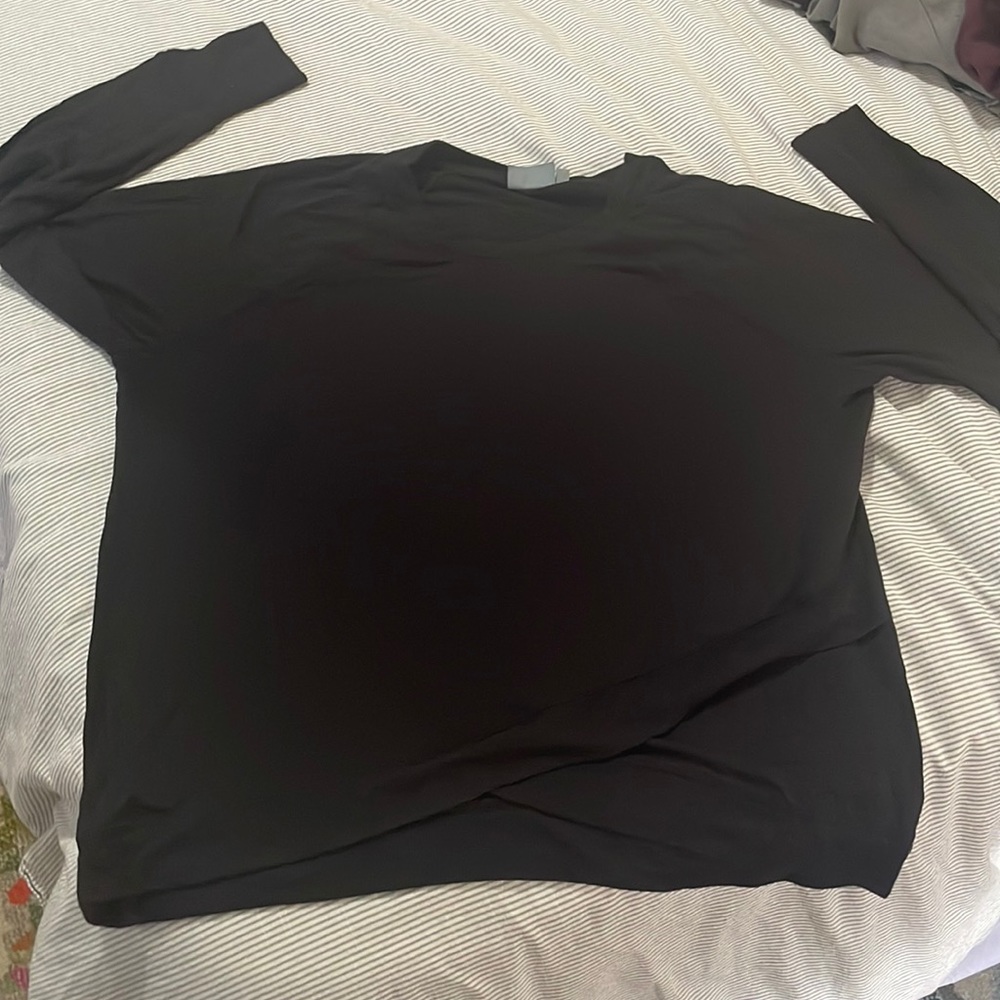 Athleta black sweatshirt